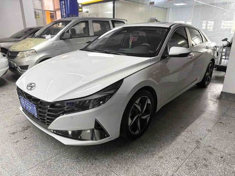 Hyundai 2022 Elantra - 1.5 CVT LUX Premium Edition 2023 из Китая