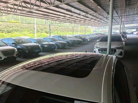 Audi 2022 A4L 2.0 35 TFSI Fashion Dynamic Type 2021 из Китая