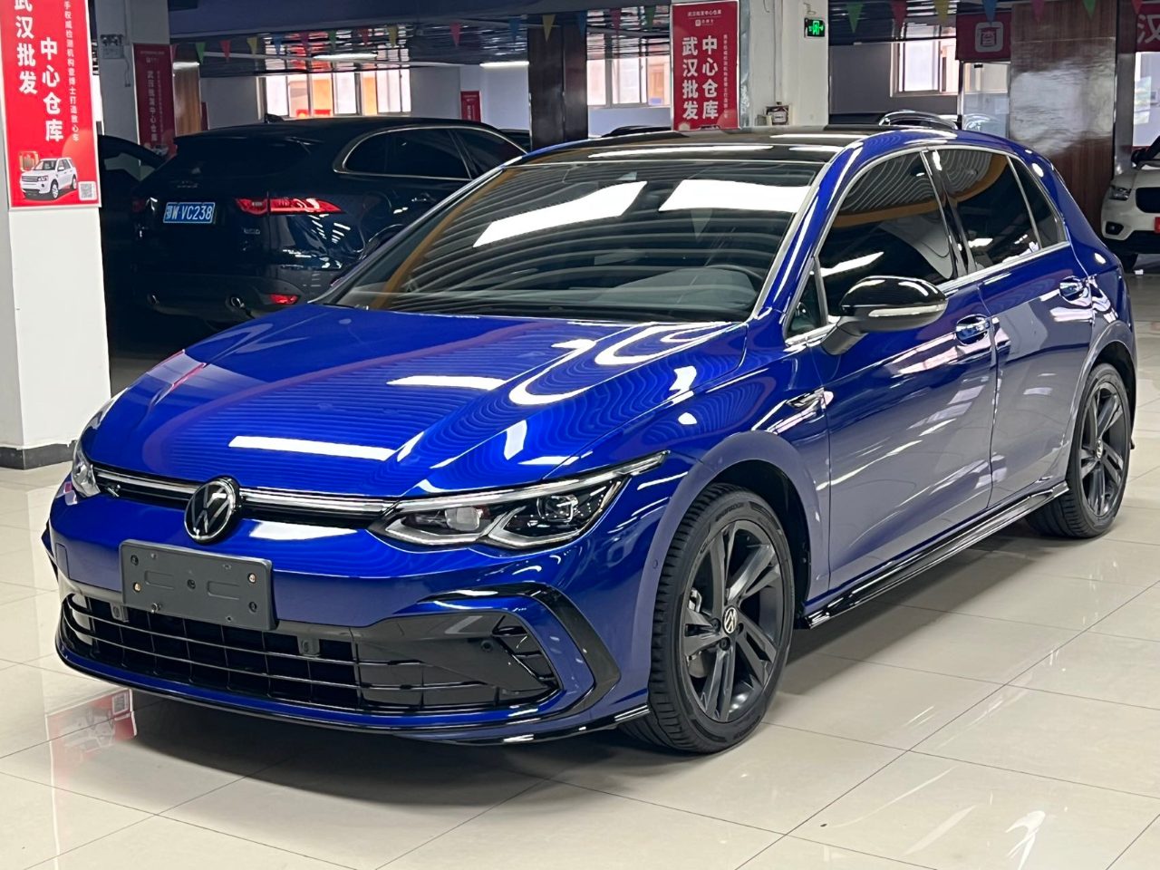 Volkswagen 2021 Golf 8 R-Line 280TSI 1.4TSI 2022, апрель из Китая